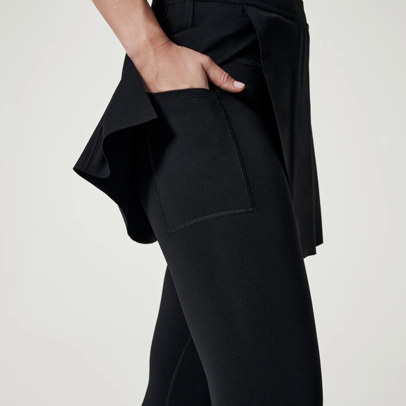 NWT SPANX Booty Boost® Active Skirt Around Knee Leggings In Black, S - Picture 4 of 10